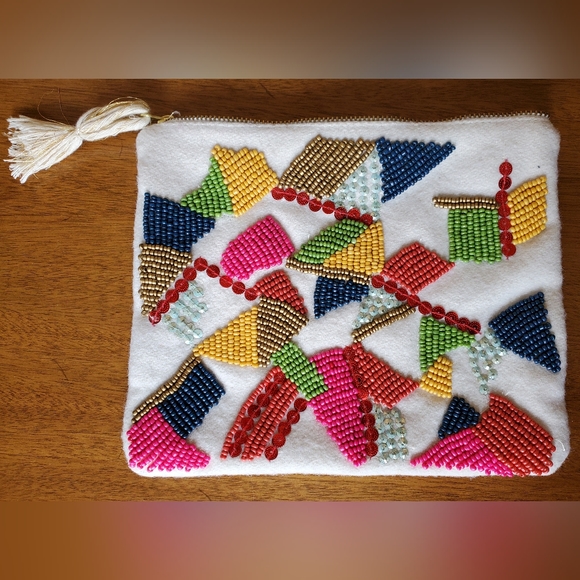 Vintage COLORful beaded wool clutch - Picture 9 of 9
